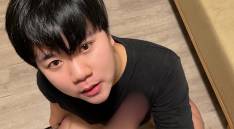 Nacktes geleaktes OnlyFans-Foto von Nudnons