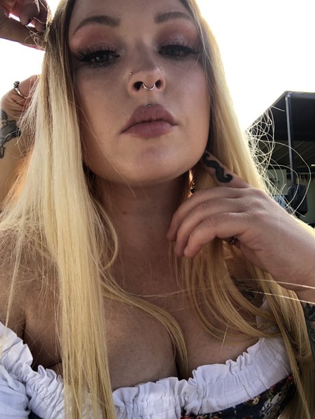 Nacktes geleaktes OnlyFans-Foto von Gingerpawz