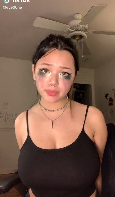 Nacktes geleaktes OnlyFans-Foto von Kawaiinoniexx