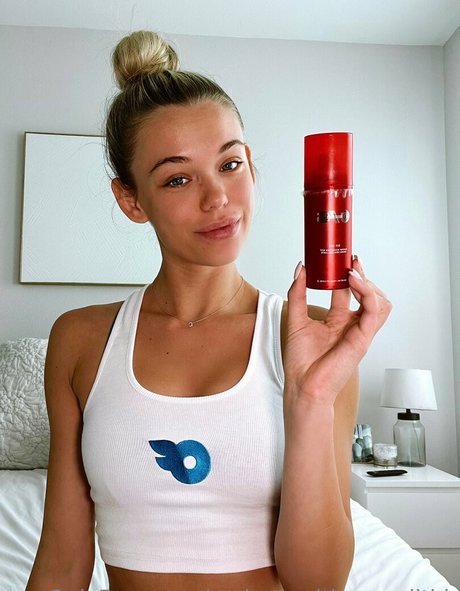 Nacktes geleaktes OnlyFans-Foto von Makeupwithmeredithh