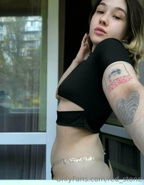 Nacktes geleaktes OnlyFans-Foto von Evaskyangel