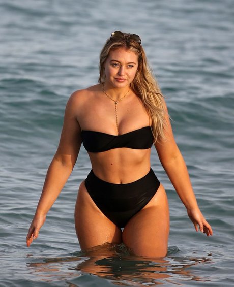 Iskra Lawrence