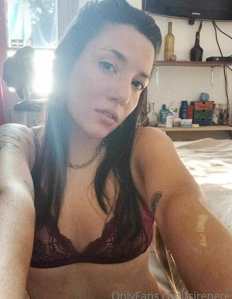 Nacktes geleaktes OnlyFans-Foto von Sirenere
