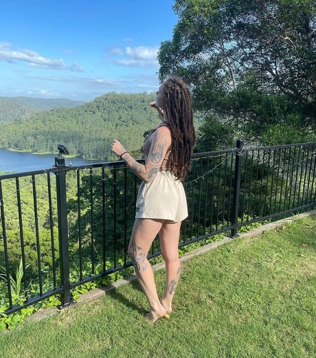 Nacktes geleaktes OnlyFans-Foto von Skye Sharp