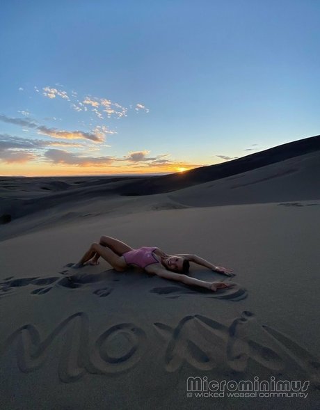 Nacktes geleaktes OnlyFans-Foto von Lovemoxxi