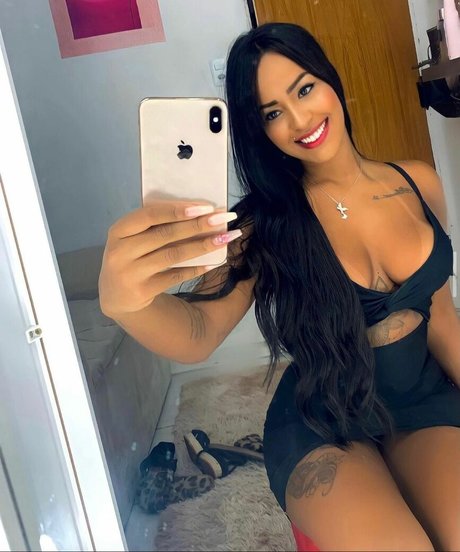 Nacktes geleaktes OnlyFans-Foto von Catharina Gama