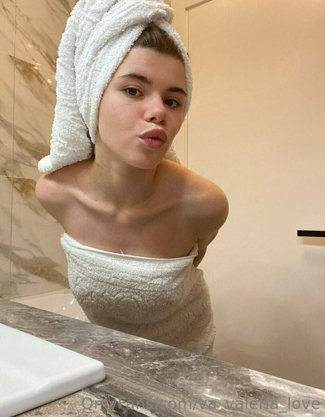 Nacktes geleaktes OnlyFans-Foto von Vlaeria