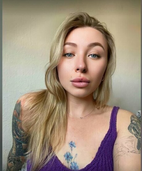 Nacktes geleaktes OnlyFans-Foto von Reginafoxi