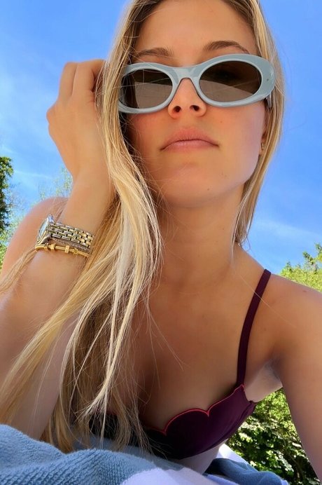 Nacktes geleaktes OnlyFans-Foto von Eugenie Bouchard