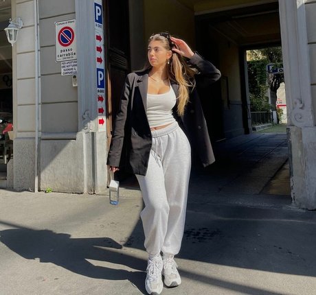 Nacktes geleaktes OnlyFans-Foto von Ela Beeri