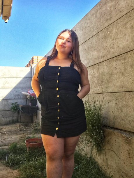 Nacktes geleaktes OnlyFans-Foto von Danii