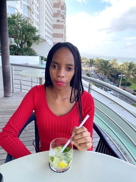 Nacktes geleaktes OnlyFans-Foto von Salmina Nqokwe