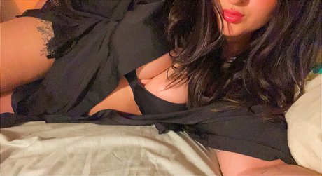 Nacktes geleaktes OnlyFans-Foto von Charlotte