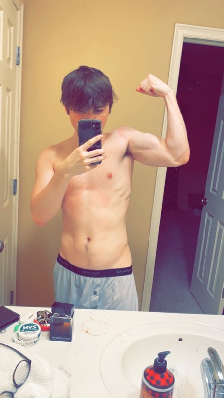 Nacktes geleaktes OnlyFans-Foto von Javacoolman
