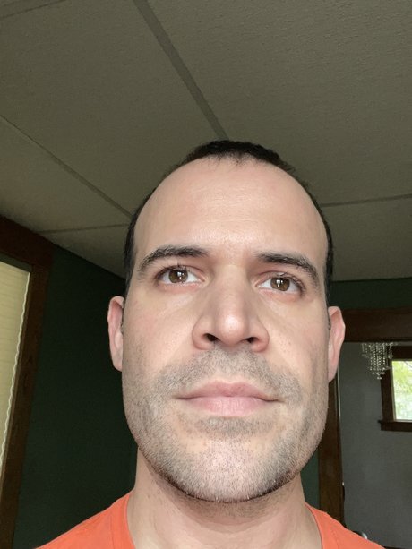 Nacktes geleaktes OnlyFans-Foto von Justinsatiable7
