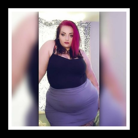 Nacktes geleaktes OnlyFans-Foto von Succubus
