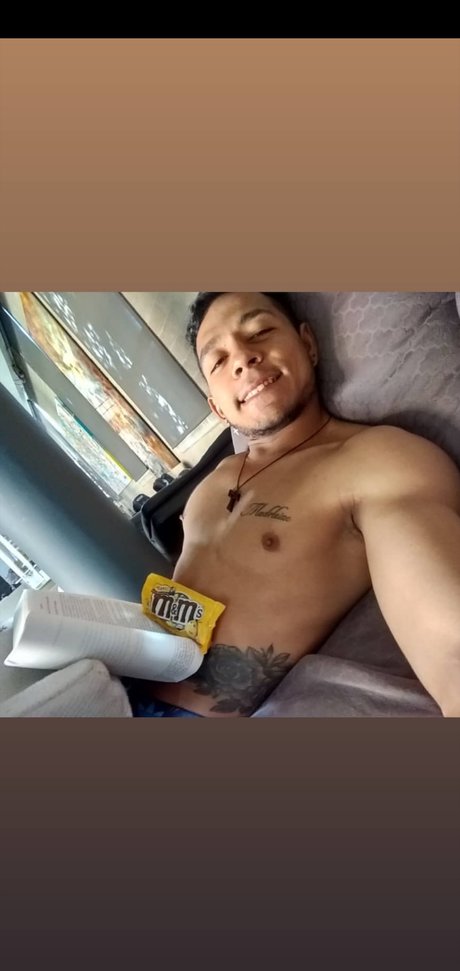 Nacktes geleaktes OnlyFans-Foto von Snyder C