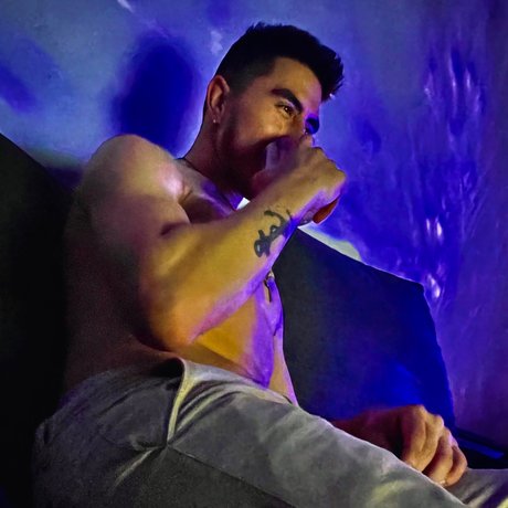 Nacktes geleaktes OnlyFans-Foto von Julin