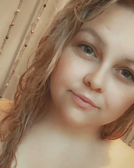 Nacktes geleaktes OnlyFans-Foto von Samantha Branham