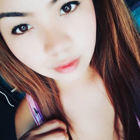 Nacktes geleaktes OnlyFans-Foto von Sharais