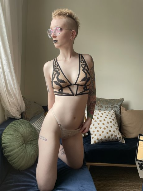 Nacktes geleaktes OnlyFans-Foto von Lain