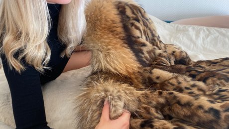 Lady Joyce  Fur Queen 