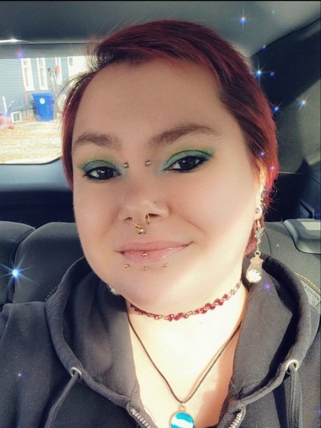 Nacktes geleaktes OnlyFans-Foto von Liz