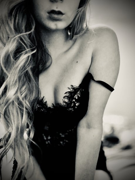 Nacktes geleaktes OnlyFans-Foto von Peachy Queen