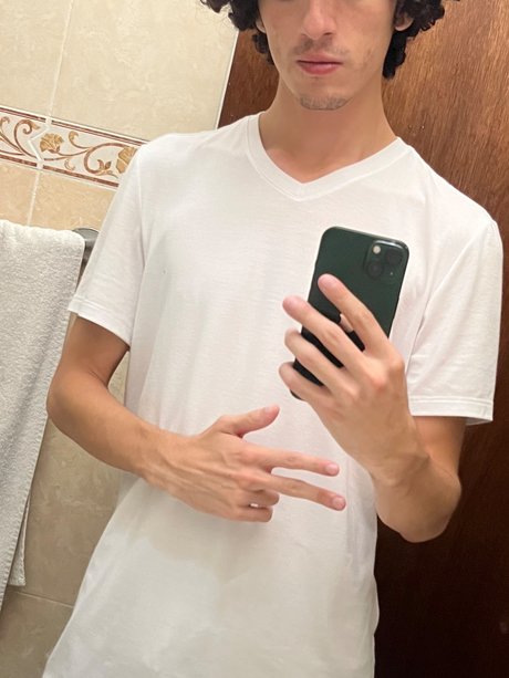 Nacktes geleaktes OnlyFans-Foto von Lucien