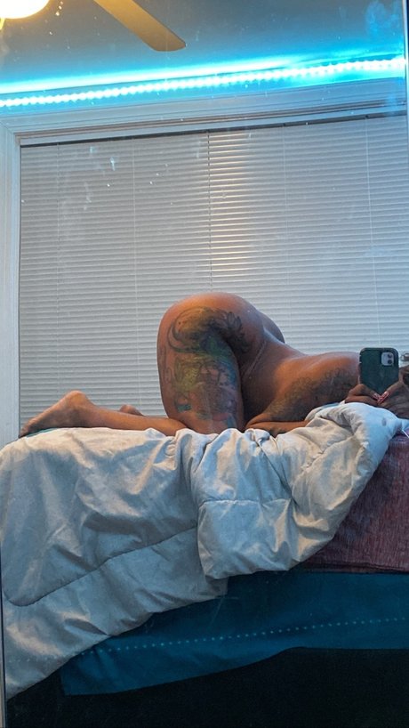 Nacktes geleaktes OnlyFans-Foto von Sin City