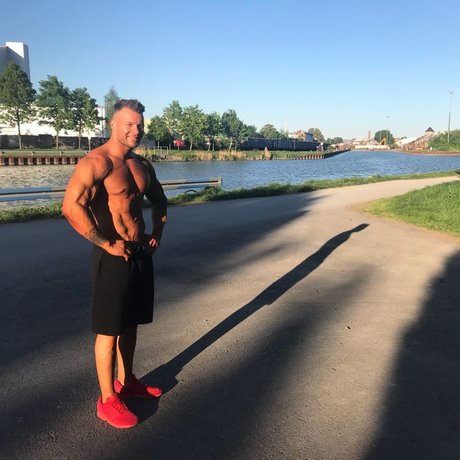 Nacktes geleaktes OnlyFans-Foto von Tim2610