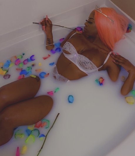 Nacktes geleaktes OnlyFans-Foto von Princess Pretty Mfer