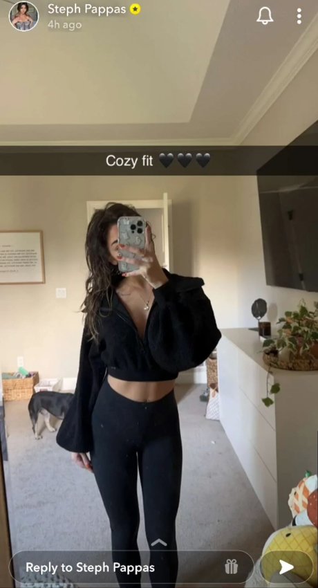 Nacktes geleaktes OnlyFans-Foto von Steph Pappas