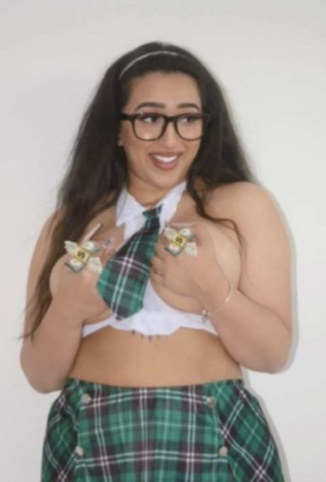 Nacktes geleaktes OnlyFans-Foto von Rakhi Gill