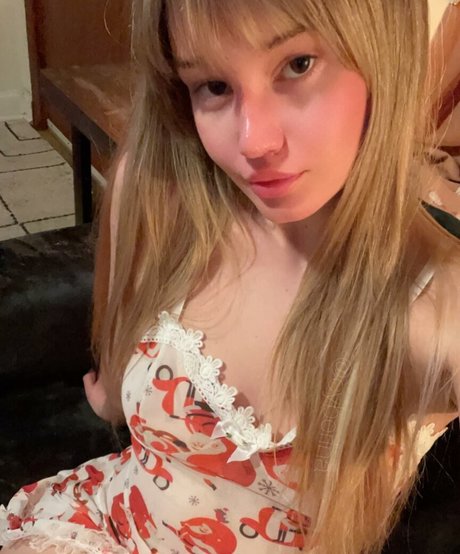 Nacktes geleaktes OnlyFans-Foto von Cyberalina