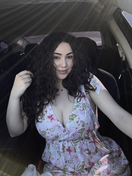 Nacktes geleaktes OnlyFans-Foto von Kitty Kay