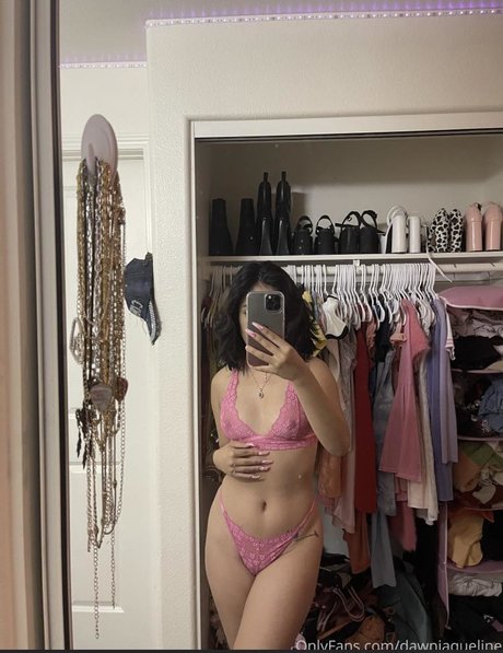 Nacktes geleaktes OnlyFans-Foto von Dawn Jaqueline