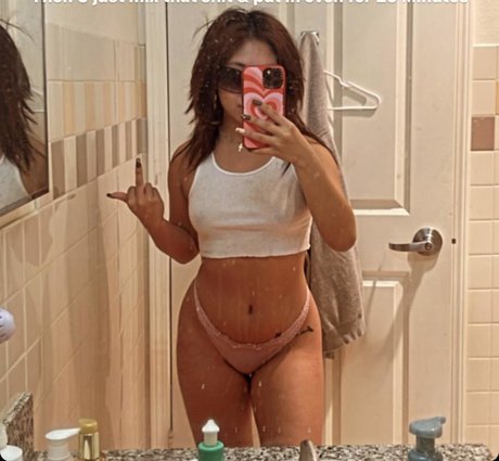 Nacktes geleaktes OnlyFans-Foto von Dawn Jaqueline