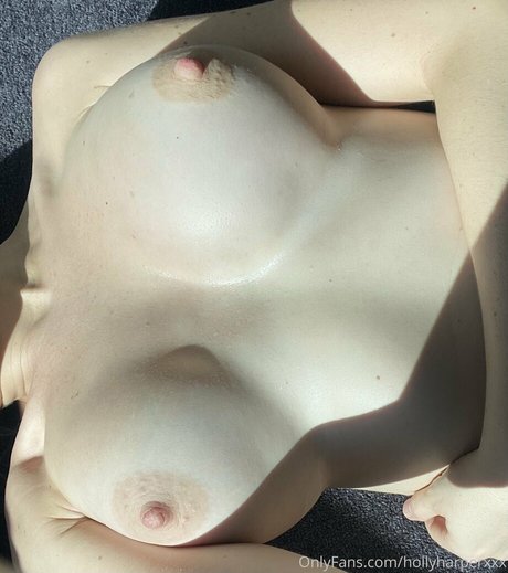 Nacktes geleaktes OnlyFans-Foto von Holly H