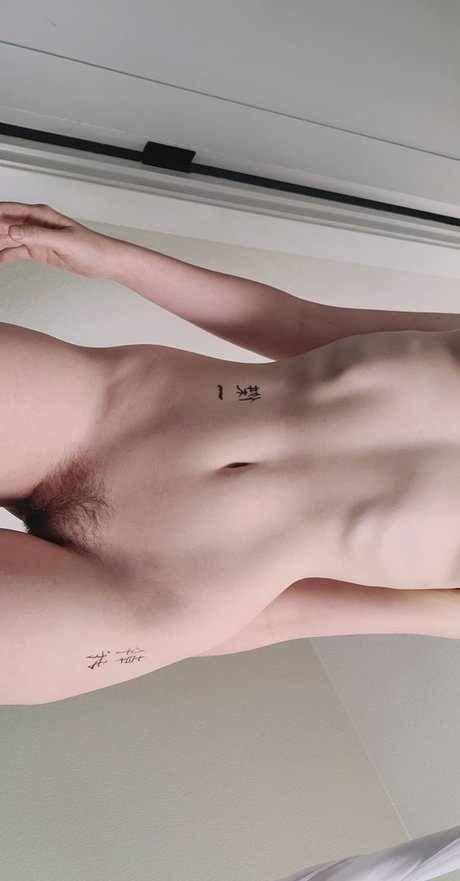 Nacktes geleaktes OnlyFans-Foto von Snugglepunk
