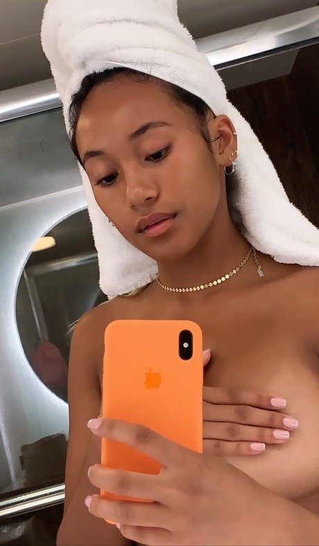 Nacktes geleaktes OnlyFans-Foto von Sydney Park
