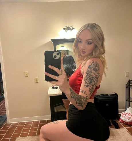 Nacktes geleaktes OnlyFans-Foto von Porshawadee