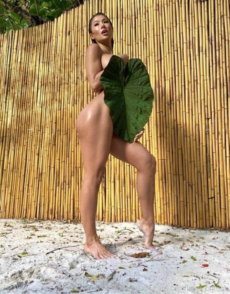 Nacktes geleaktes OnlyFans-Foto von Lotus Bombb