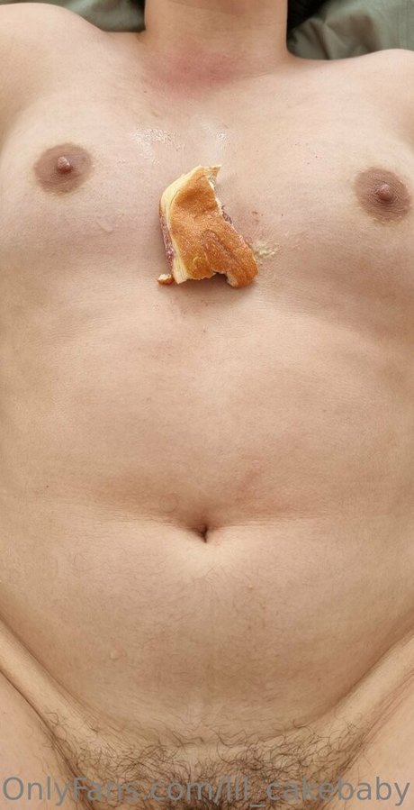Nacktes geleaktes OnlyFans-Foto von Lilcakebaby