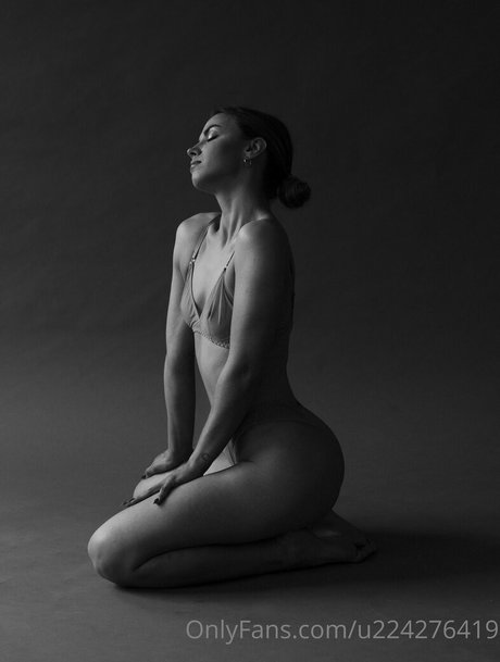 Nacktes geleaktes OnlyFans-Foto von Dindondin