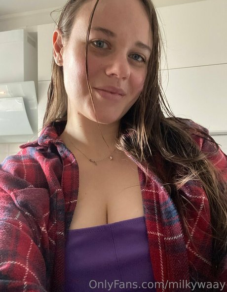 Nacktes geleaktes OnlyFans-Foto von Milkywaay
