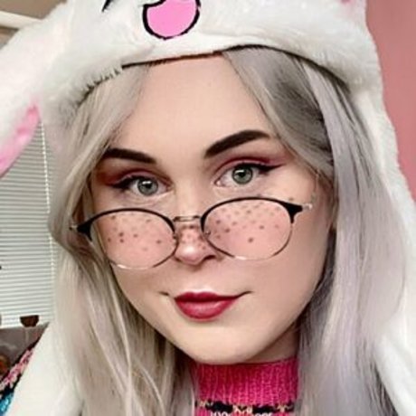 Nacktes geleaktes OnlyFans-Foto von Evaellary