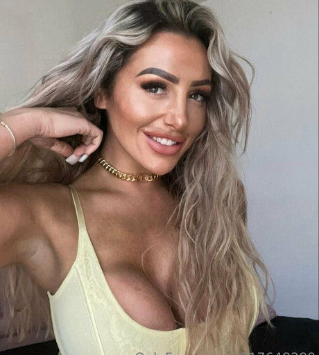 Nacktes geleaktes OnlyFans-Foto von Abigalexo