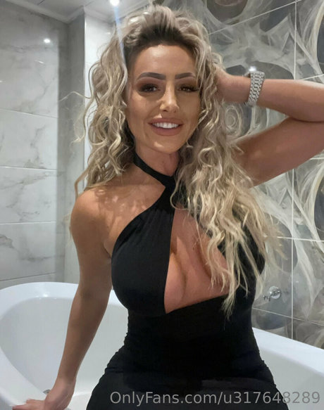 Nacktes geleaktes OnlyFans-Foto von Abigalexo