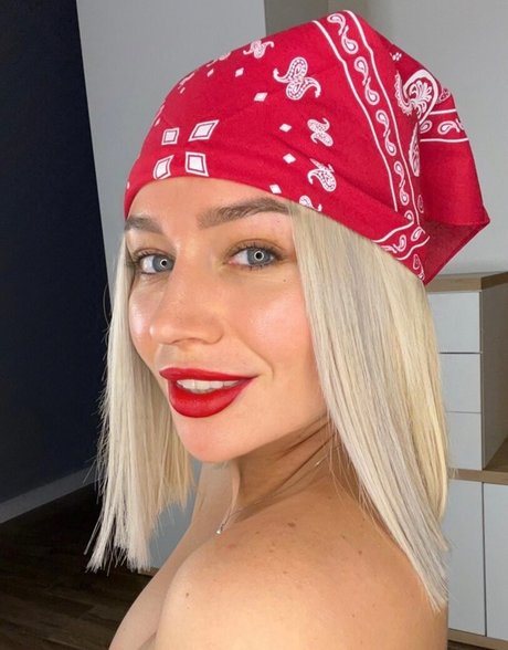 Nacktes geleaktes OnlyFans-Foto von Emanovak